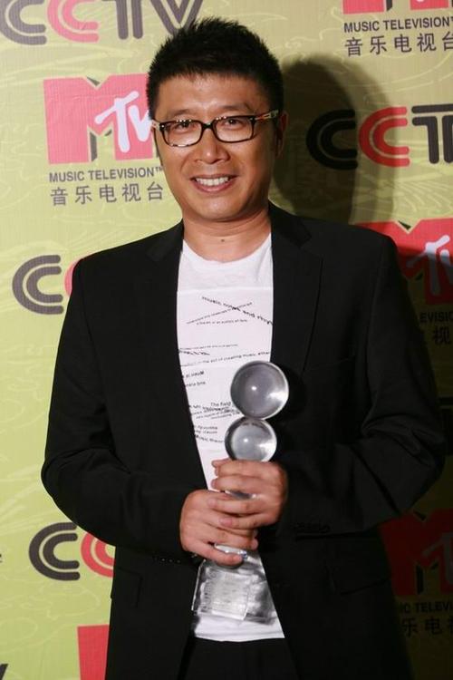 庞龙领奖
